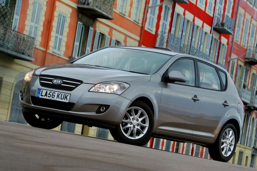  Kia cee&rsquo;d 2007 года  (фото 33 из 36)